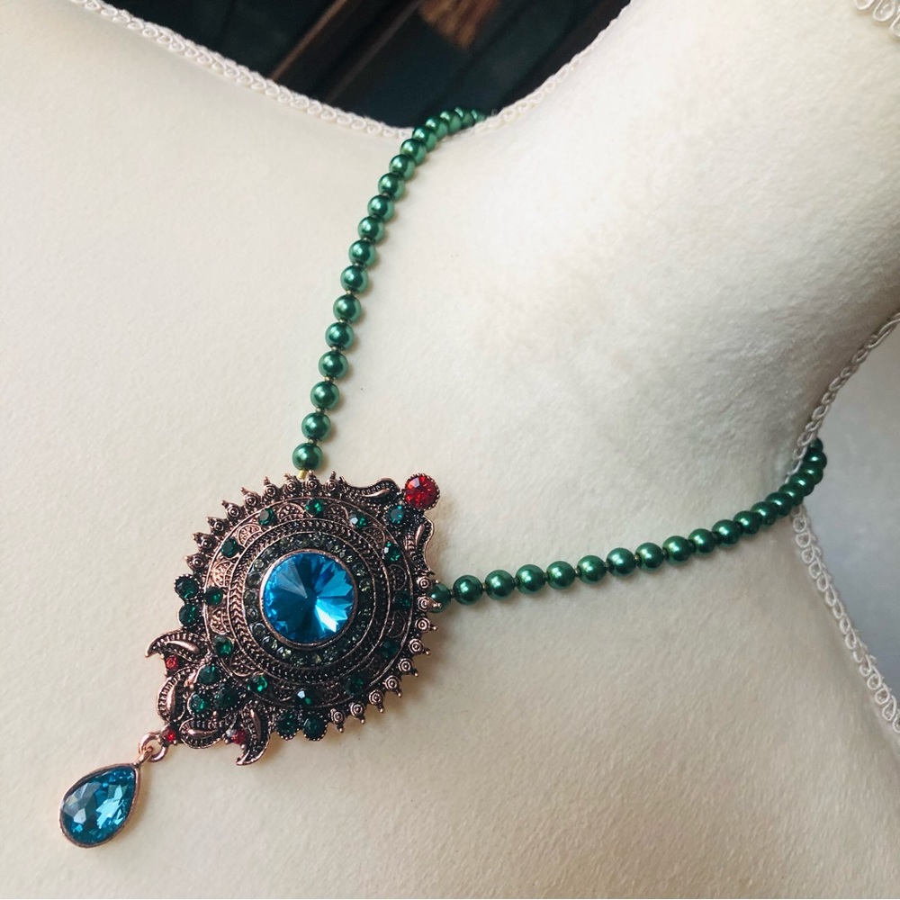 Handcrafted repurpose regal look stone pendant Czech glass Pearl necklace
